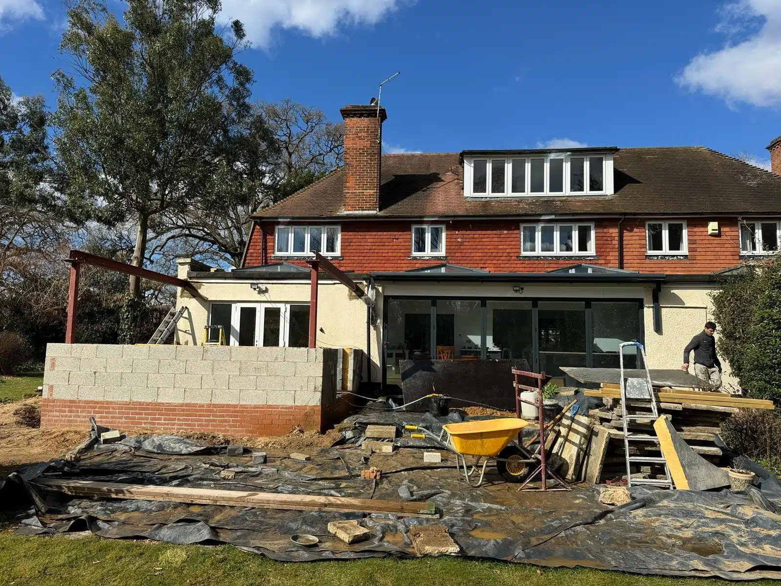 HS Construction Services | We’re a Family with a Passion for Construction.